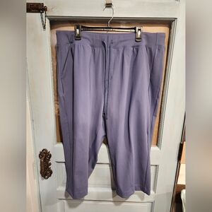 Lane Bryant LIVI 22/24 Pull-on Capri Trousers